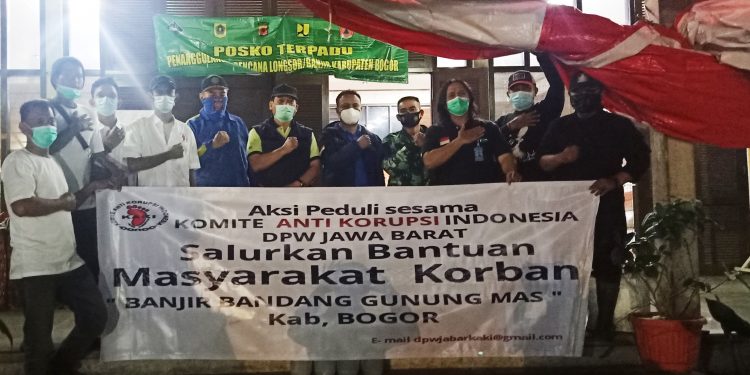 DPW Jabar Komite Anti Korupsi Indonesia ajak Hardiono tinjau lokasi banjir bandang Gunung Mas Kab. bogor