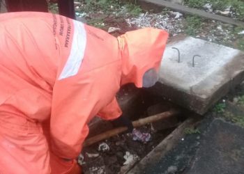 Genangan Jalan Raya Pegangsaan Surut Berkat Kolaborasi Kelurahan Pegangsaan Dua Dan SDA Jakut