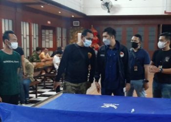 Operasi PPKM Tempat Hiburan Malam, Karaoke Kutabek Di Segel Langgar Ketentuan Jam Buka