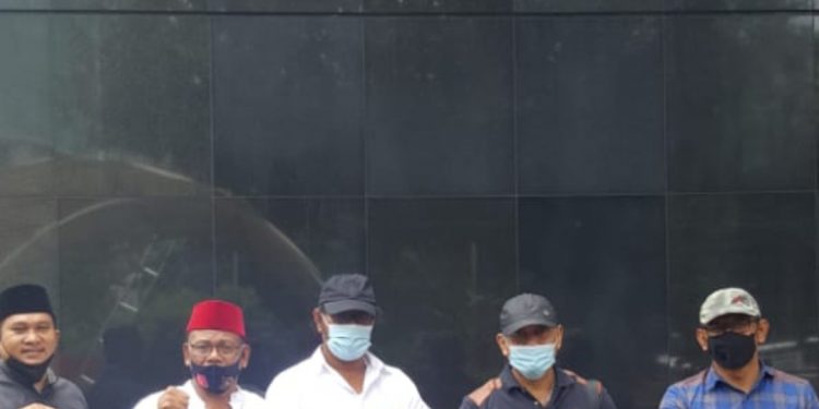 Pandawa Lima serahkan document Kolusi dan Nepotisma di Kota Depok Ke KPK