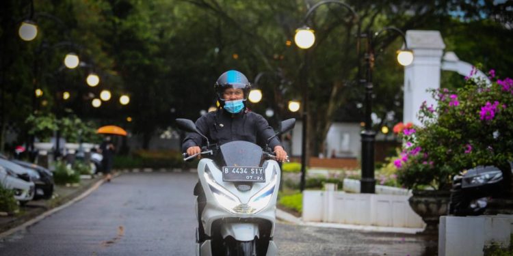 PEMKOT BANDUNG SIAP UJI COBA 22 MOTOR LISTRIK