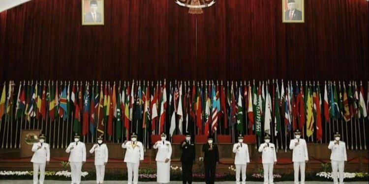 Gubernur Jabar, Ridwan Kamil Lantik Walikota dan Wakil Walikota Depok secara Live dan Virtual