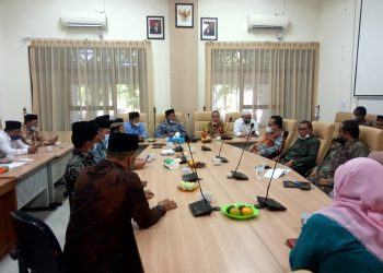 Bertemu Kakanwil Kemenag Aceh, H. Sairun, S.Ag Wakili Walikota Subulussalam dan Kadisdikbud Kab/Kota Se-Aceh