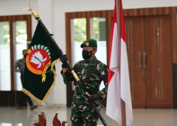 Pangdam XII/Tpr Pimpin Serah Terima Jabatan Danrem 102/Pjg