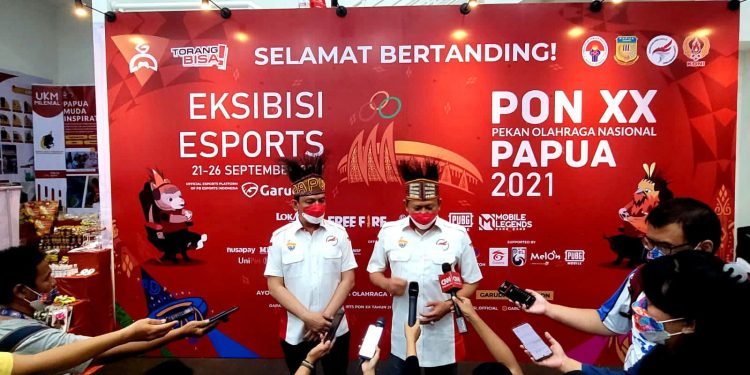 Bamsoet wakili Ketua Umum PB-ESI Budi Gunawan Tutup Pertandingan ekshibisi E-Sport PON XX Papua, di Jayapura, Papua