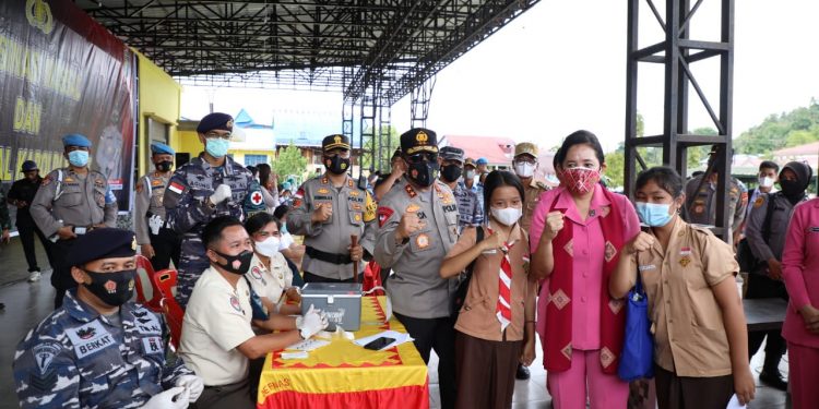 30 Ribu Vaksin digelontorkan Kapolda Sumut di kepualan Nias Selatan