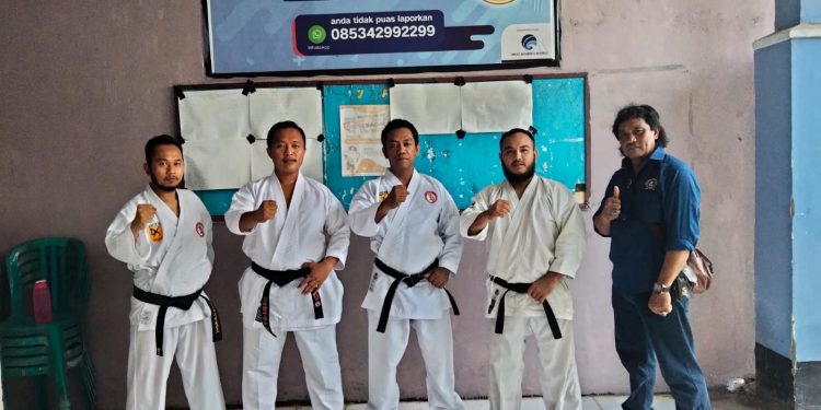 Karate-ka Pengcab Maros, GSC & Benteng Gajah latihan untuk Persiapan Open Turnamen  Piala Forki Satu