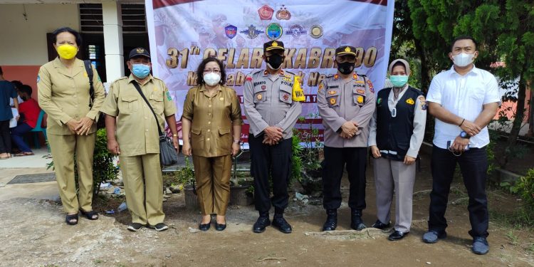 Kapolres Simalungun Gelar Vaksinasi Door To Door Dan Bagi Bansos Bakti Sosial Pengabdian 31 Tahun Akabri 1990