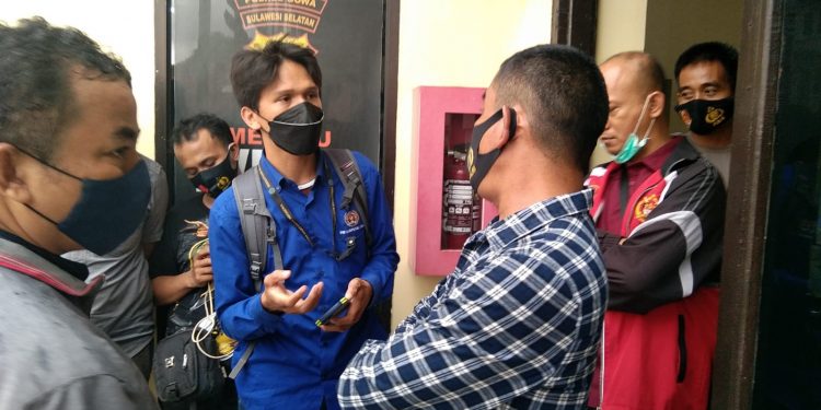 Diduga Langgar UU ITE, Jurnalis Tempo Akan Dilaporkan Ke Polisi