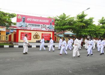 Polresta Deli Serdang Lakukan Latihan Bela Diri Polri. 
