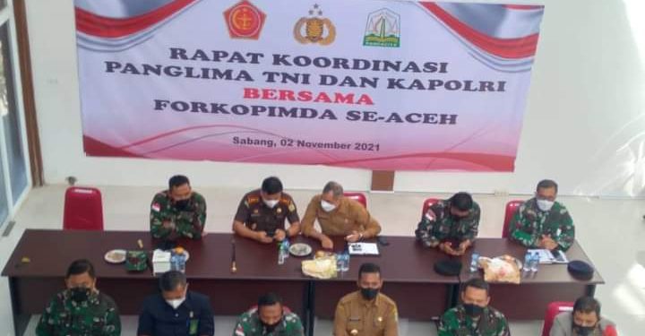 Danlanud MUS Ikuti Rakor Penanganan Covid-19, di Pimpin  Langsung Panglima TNI dan Kapolri.