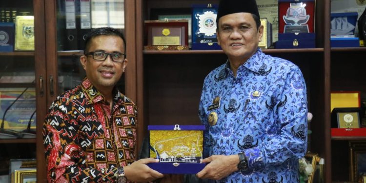 Bupati Barru Terima Kunjungan Rektor Institut Bisnis dan Keuangan Nitro Makassar