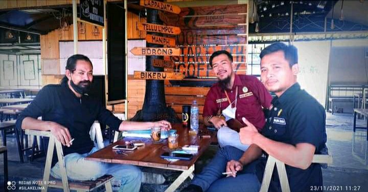 Sidang lanjutan kasus dugaan Pencemaran Nama Baik yang akan digelar Pengadilan Negeri Sinjai di Tunda