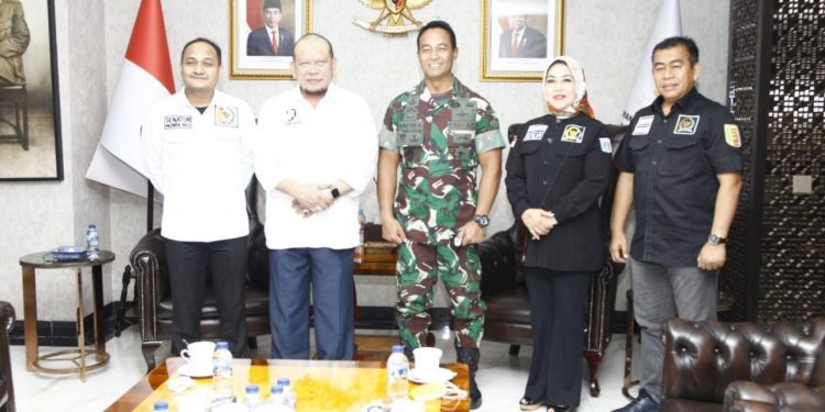 Ketua DPD RI Terima Kunjungan Panglima TNI Andika Perkasa