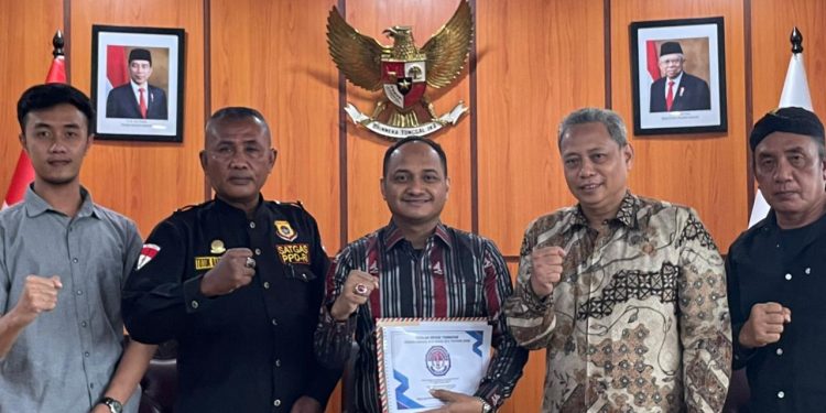 Ketua Komite I DPD RI Fachrul Razi: DPD RI Terus Berjuang Untuk Kesejahteraan dan Tunjangan Perangkat Desa Dalam Revisi UU Desa