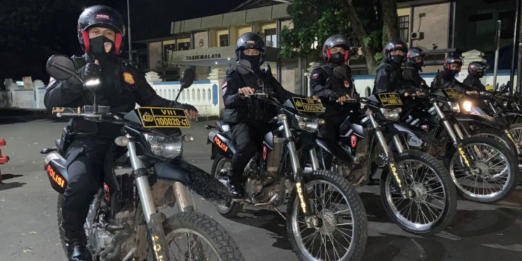 Tim Maung Galunggung Amankan Beberapa Remaja Mabuk Miras dan Bubarkan Pelaku Vandalisme