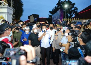 Kapolrestabes Surabaya Kombes Pol A. Yusep Gunawan : Secara Umum Pengamanan Unjuk Rasa Buruh Berjalan Aman dan Kondusif.