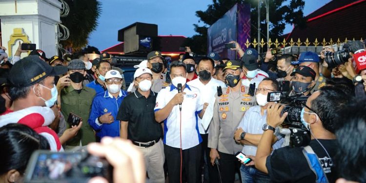 Kapolrestabes Surabaya Kombes Pol A. Yusep Gunawan : Secara Umum Pengamanan Unjuk Rasa Buruh Berjalan Aman dan Kondusif.