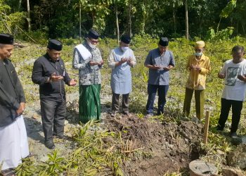 Gelar Acara Peletakan Batu Pertama Musholla, User Apresiasi Pengembang Perumahan Ghina Sakinah Barru