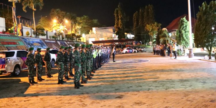 Jelang Natal dan Tahun Baru PPKM III, Polres Tanggamus gelar Patroli Skala Besar Bersama TNI & OPD Pemkab