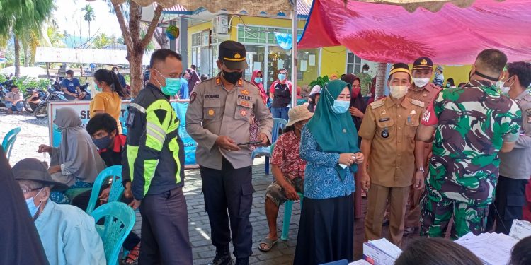 Percepat Capaian Target, Pemdes Sumber Makmur Kembali Gelar Vaksinasi Bagi Masyarakat
