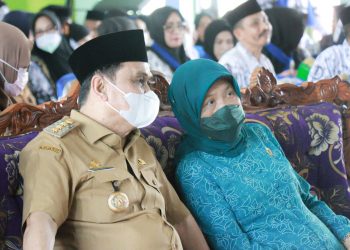 Bupati Bersama Ibu Ketua TP.PKK Kabupaten Barru Hadiri Peringatan Malid Nabi Besar Muhammad SAW di Balusu