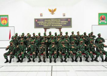 Danrem 071/Wijayakusuma Pimpin Upacara Penyambutan Personel BKO Penebalan Apter Di Wilayah Kodam XVIII/Kasuari TA. 2020.