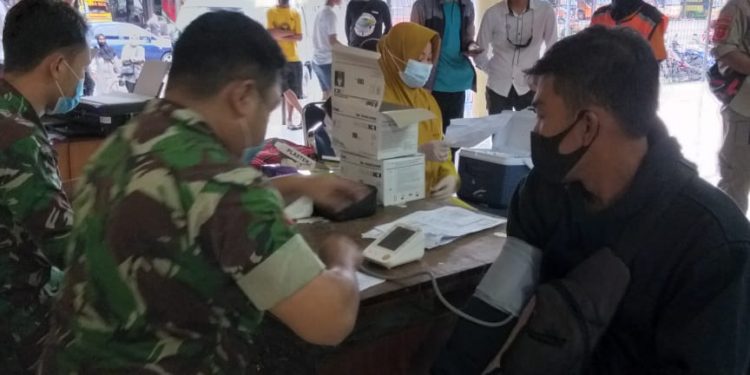 TNI AU Gandeng PD. Terminal Bus Regional Makassar Selenggarakan Vaksinasi
