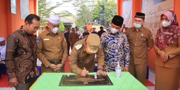 Walikota Subulussalam Hadiri Upacara sekaligus Peresmian Gedung Sekolah bertingkat SDN1 Subussalam