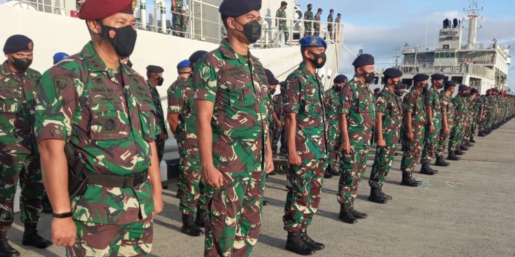 Panglima Koarmada III Pimpin Apel Khusus Seluruh Prajurit KRI dan Jajaran Koarmada III