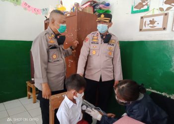 Polsek Bandung Kulon Gelar Gebyar Vaksinasi untuk Anak Usia 6 -11 Tahun di Sekolah SDN ATTAZHIMINYAH Bandung Kulon.