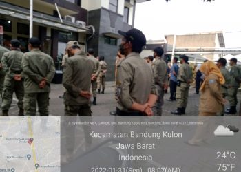 Camat Bandung Kulon Gelar Apel Pagi sebelum Musrenbang, dan himbau terkait Vaksinasi dan Protkes Covid 19 di Kantor Halaman Kecamatan Bandung Kulon.