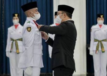Ridwan Kamil Kukuhkan 54 Orang Anggota Paskibraka Jawa Barat Tahun 2022