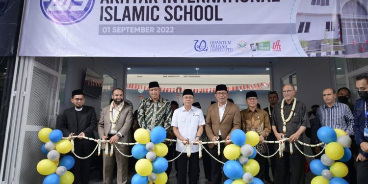 Ridwan Kamil: Sekolah Swasta Turut Berperan Bangun Peradaban