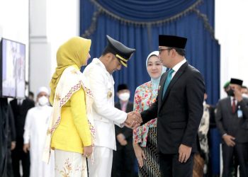 Gubernur Jabar Ridwan Kamil:” Selamat atas Pelantikan Hengky Kurniawan sebagai Bupati Bandung Barat sisa masa jabatan Ta2018-2023″.