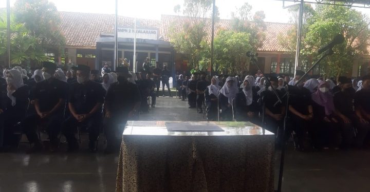 Bupati Bandung Barat Hengky Kurniawan Hadiri dan Melaksanakan Pelantikan dan Pengambilan Sumpah jabatan pada Sejumlah Kepala Sekolah SD /SMP se-Bandung Barat