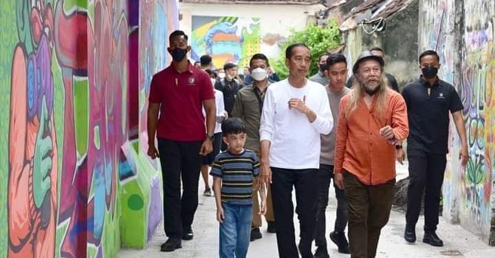 Presiden Jokowi Kunjungi Mas Don Art Center Kota Surakarta
