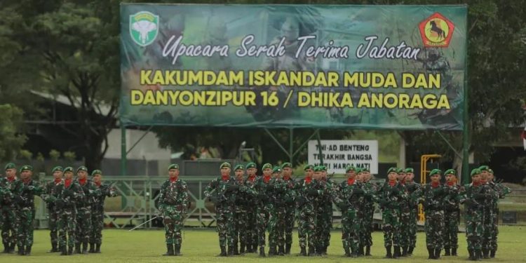 Pangdam IM Pimpin Upacara Sertijab Kakumdam IM & Danyon Zipur 16/DA.