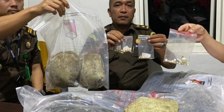 Pelimpahan Perkara Kasus Pencurian Mutiara PT.TOM Sudah Diterima Kejari Barru