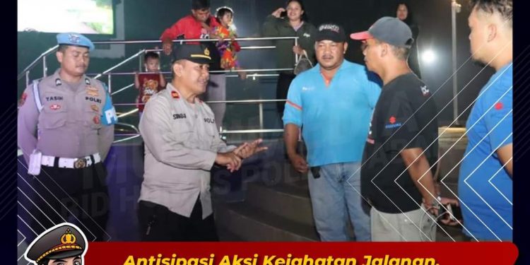 Upaya Cegah Terjadi Tindak Kejahatan Jalanan di Malam hari dan Kriminalitas, Jajaran Polres Bogor dan Brimob Jabar gelar Patroli Malam