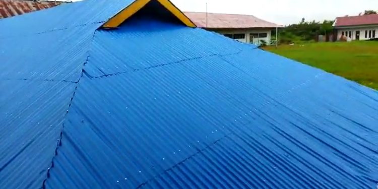 Gedung Sekolah SMP Baru di Bangun Milik Pesantren Nurul Islamiyah Wajok Hilir Ambruk Diterjang Angin Puting Beliung