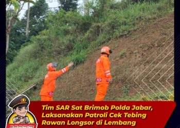 Tim SAR Sat Brimob Polda Jabar, Laksanakan Patroli Cek Tebing Rawan Longsor di Wilayah Kecamatan Lembang
