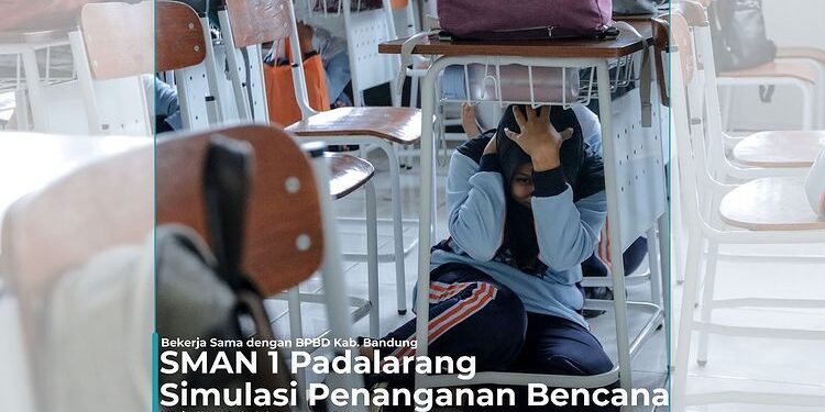 Cara Kepala Sekolah SMAN 1 PADALARANG LINA S.Pd.,M.T Kenalkan Mitigasi Bencana pada Para Siswa