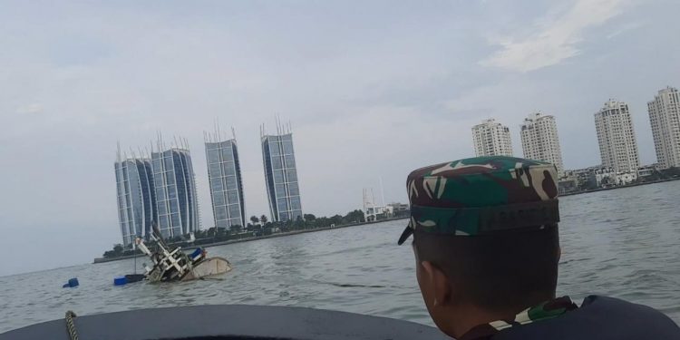 Jamin Keamanan Laut, TNI AL Amankan Jalur Pelayaran Komersial