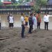 Bupati Suardi Saleh Kunjungi Warga yang Terdampak Banjir di Bojo Baru Mallusettasi