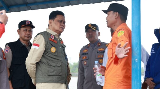 Dikabarkan Nelayan Hilang, Bupati Barru Turun Langsung Pantau Pencarian Korban dititik Kejadian