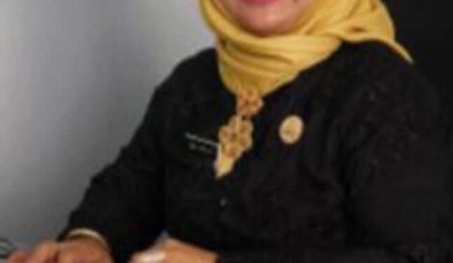 Inilah Profil Seorang Kepala Sekolah SMAN 1 PADALARANG Lina S.Pd.,M.T. yang Berprestasi dan Bijaksana 