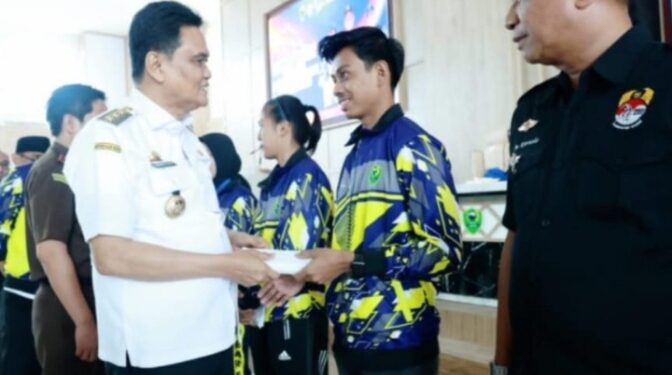 Akhirnya Bonus Atlit Peraih Medali Kontingen Barru Pada Porprov Sinjai-Bulukumba Terwujud
