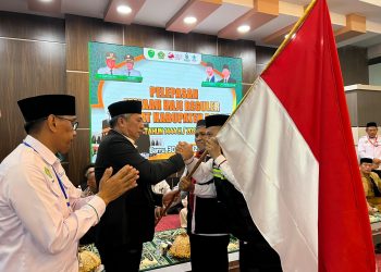 Jamaah Calon Haji Kloter 11 Sebanyak 175 Dari Kabupeten Barru Dilepas Secara Resmi Di Baruga Singkeru Adae Rujab Bupati Barru