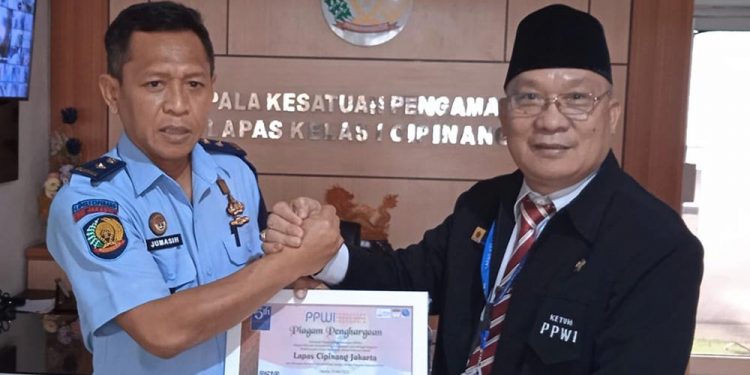 Ketum PPWI Lakukan Kunjungan Kerja ke Rutan dan Lapas Cipinang